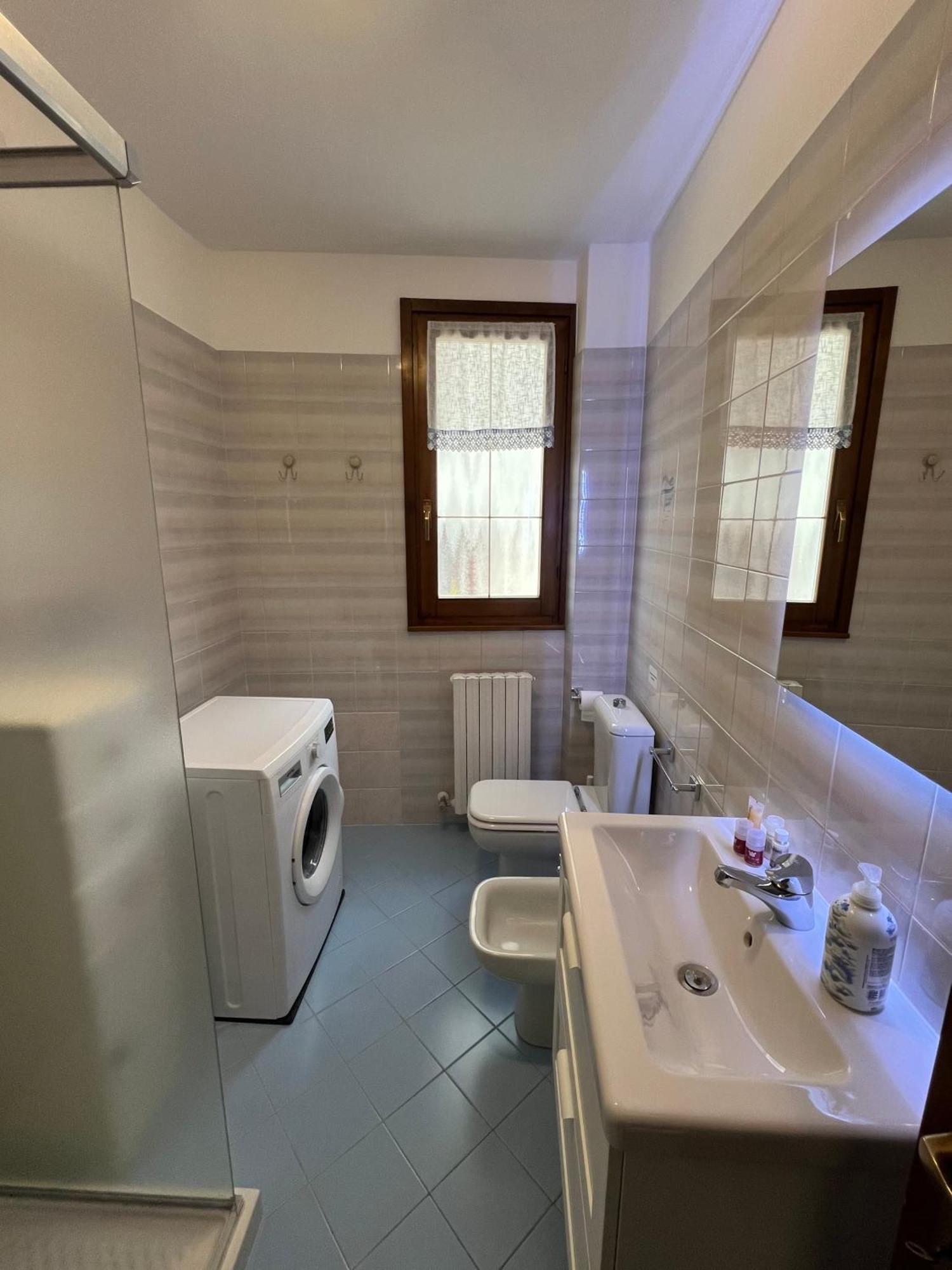 Casa Vacanze Linda Gera Lario Exterior foto